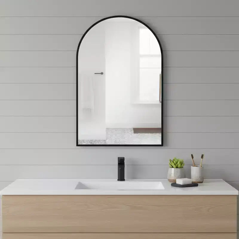 Specchio da parete 38" in metallo nero ad arco