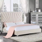 Letto matrimoniale "Queen" Faiz da 87" in velluto beige -: Trapuntatura verticale a raggi, Piedi in metallo, Non richiede rete a doghe